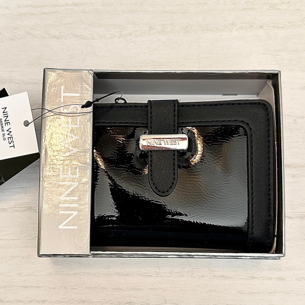 Nine West Berrie Boxd SLG Wallet - Black Patent Leather - NWT
